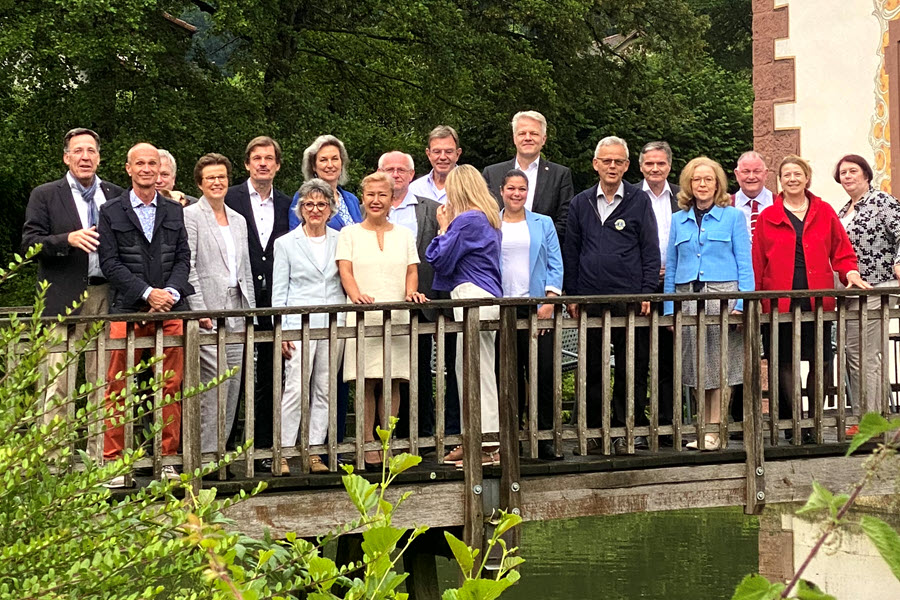 Mitglieder des Lions Club Frankfurt Römer